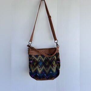 VTG ALDO Boho Tribal Crossbody Bag Brown Faux Leather Aztec Pattern Hobo GOOD